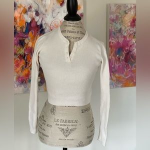 Brandy Melville white ribbed crop top.